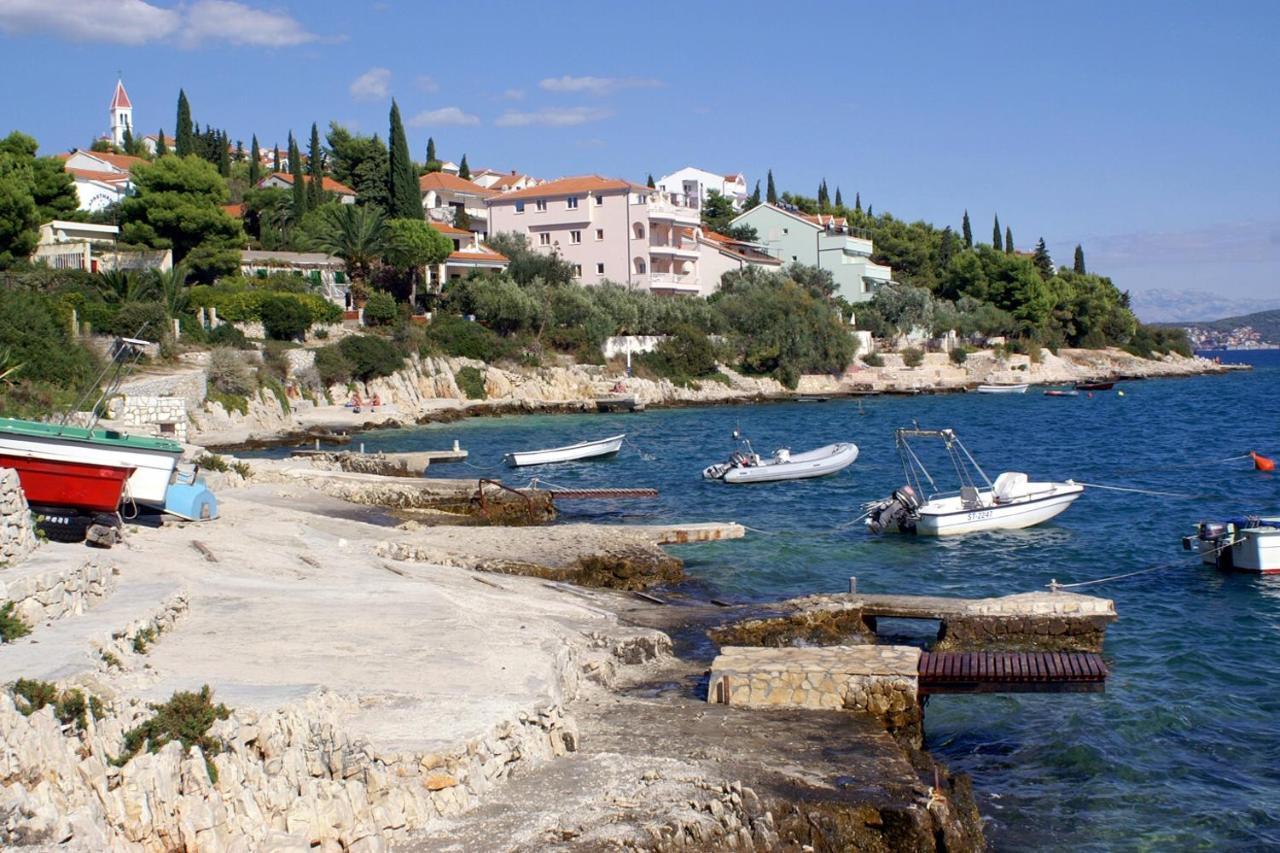 Apartments By The Sea Seget Vranjica, Trogir - 4884 Dış mekan fotoğraf